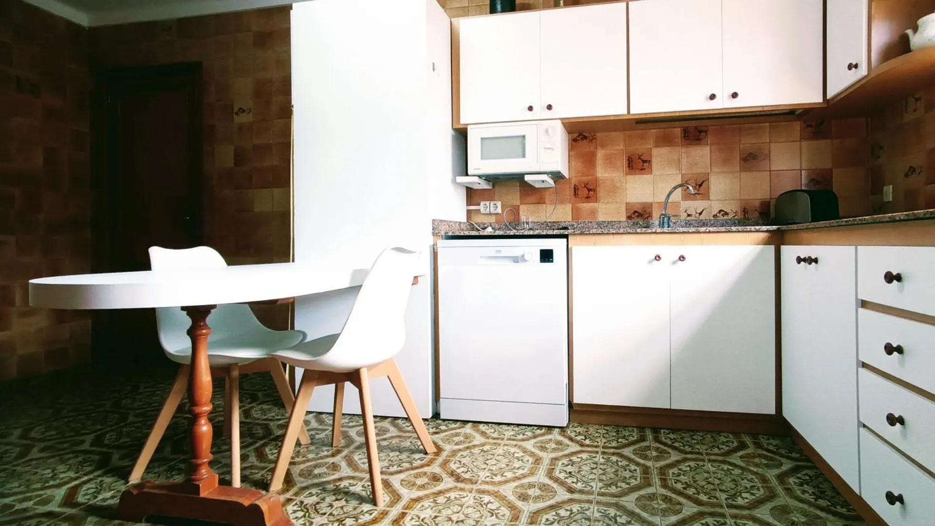 Apartamentos Mhm Cala Ratjada  İspanya