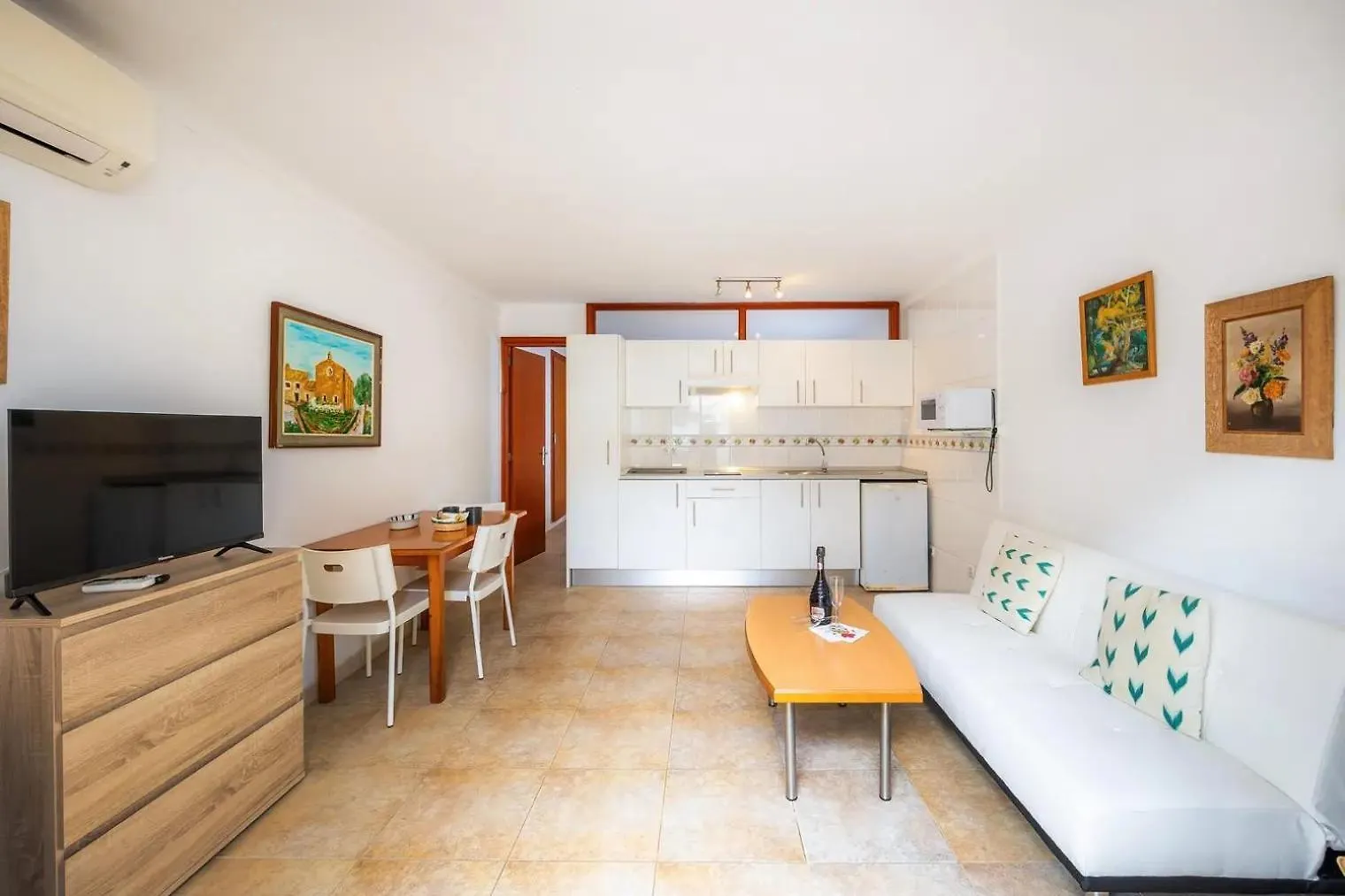 קאלה ראטג'אדה Apartamentos Mhm בית נופש