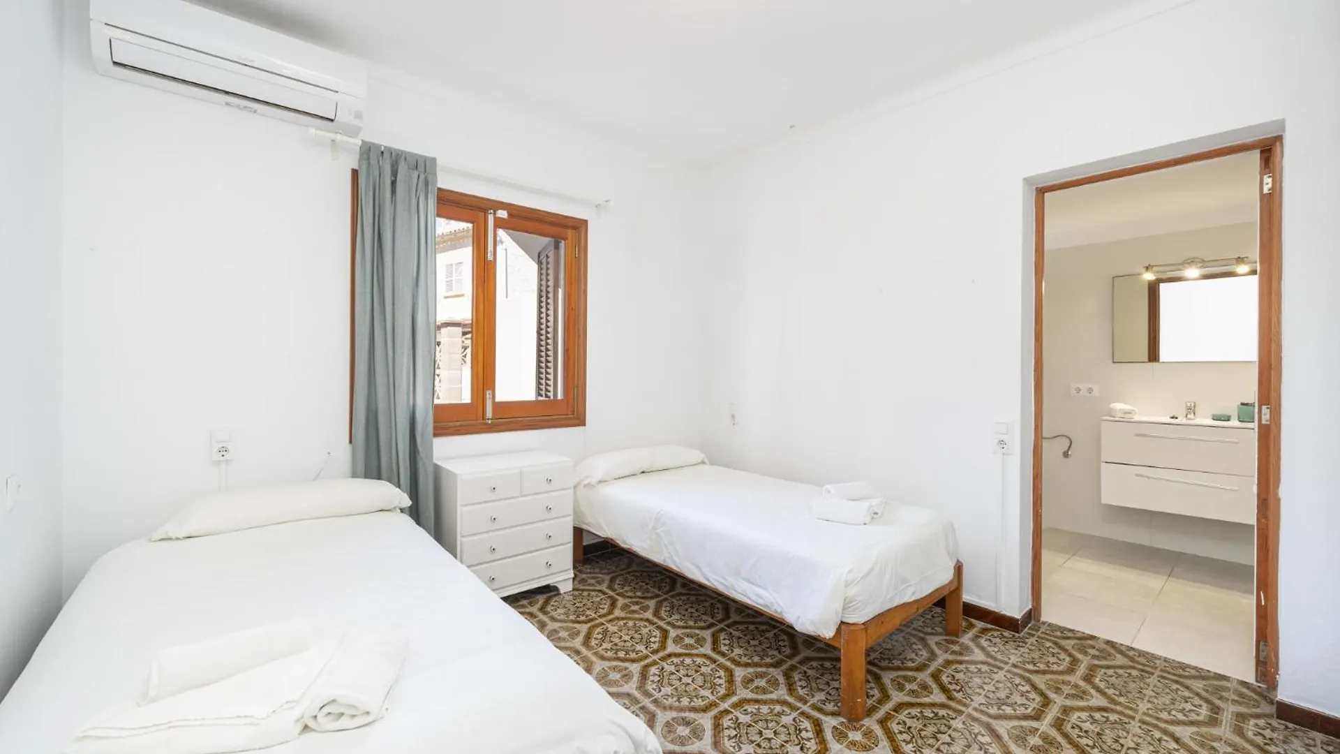 קאלה ראטג'אדה Apartamentos Mhm 0*, קאלה ראטג'אדה