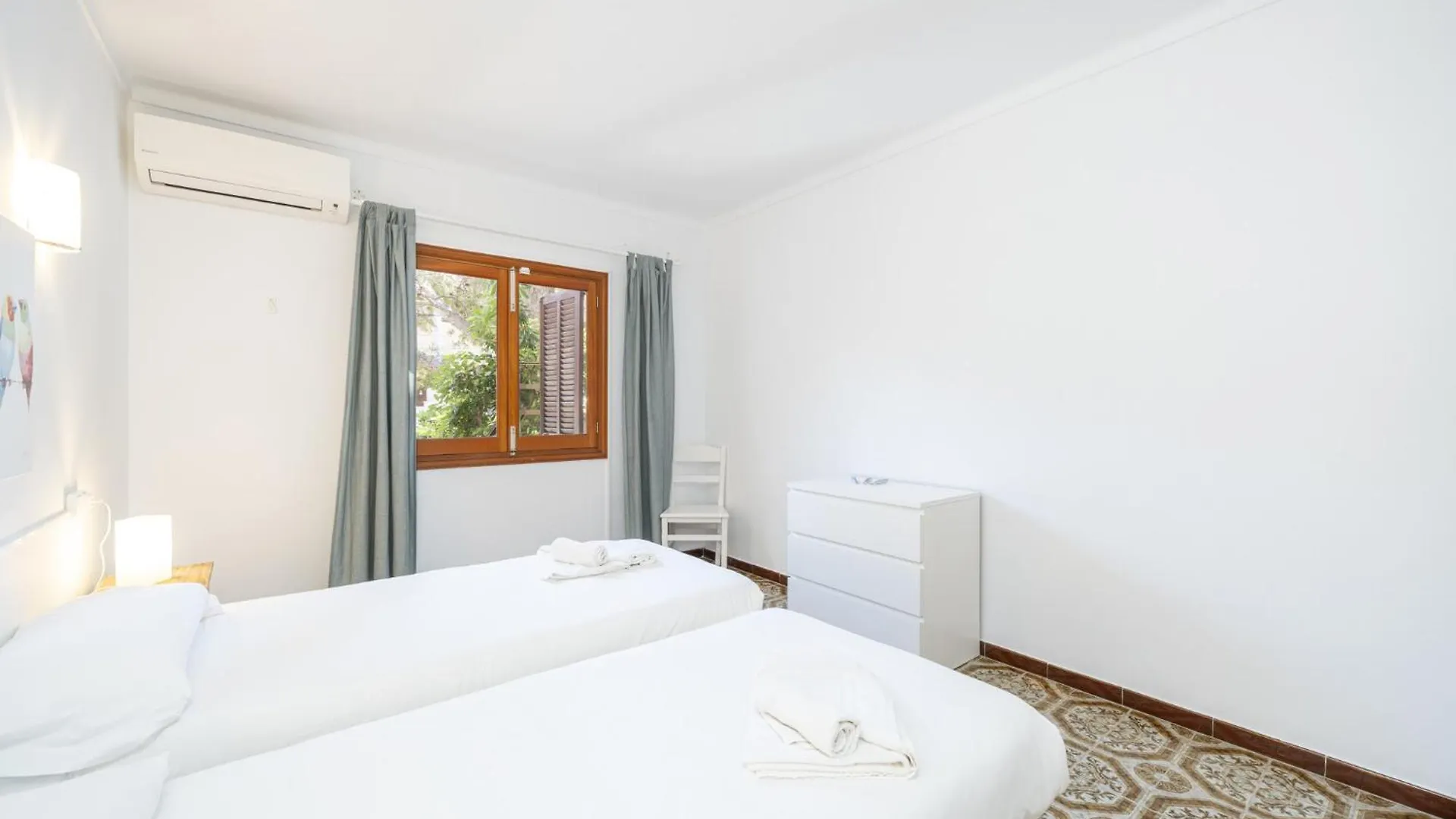 בית נופש קאלה ראטג'אדה Apartamentos Mhm ספרד