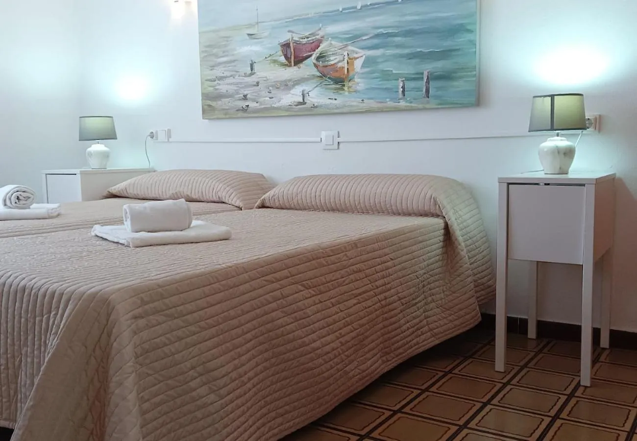 別荘 Apartamentos Mhm カラ・ラトハダ